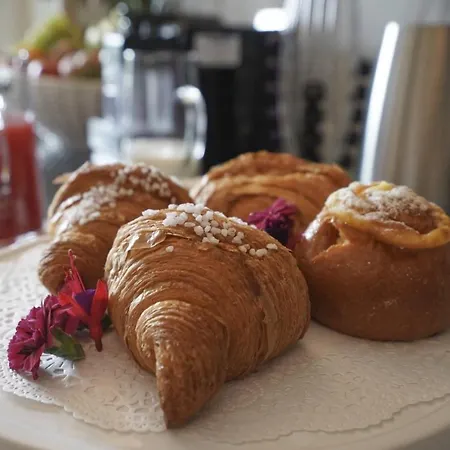 Nocleg ze śniadaniem Il Pianolo 3*